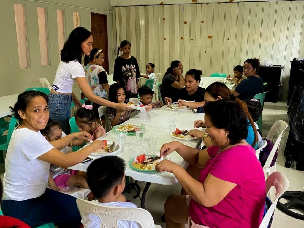 Miss Don Bosco Tondo, Leah Lei Gerosanib, Tomvedo Foreshore Feeding Program